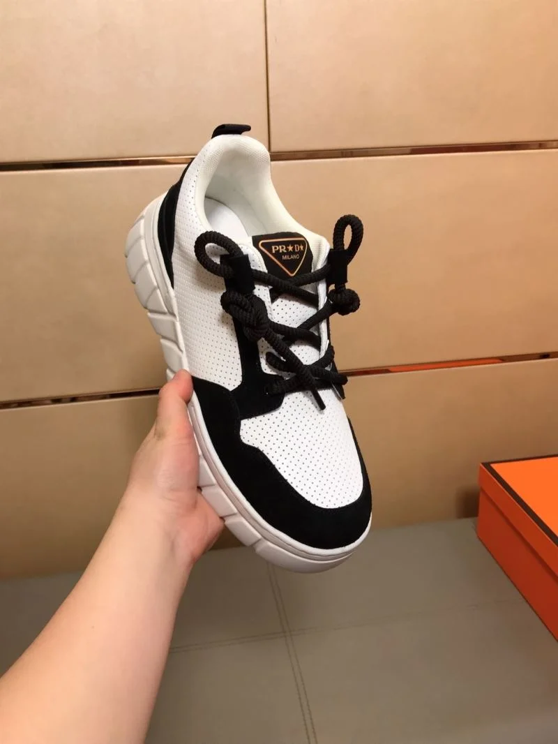 Prada Low Shoes Unisex 35266