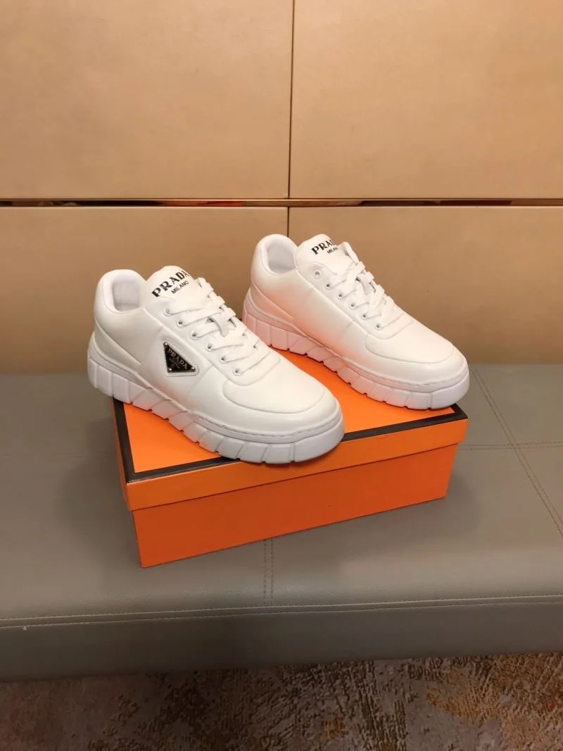 HighPerformance Prada Low Shoes 35278