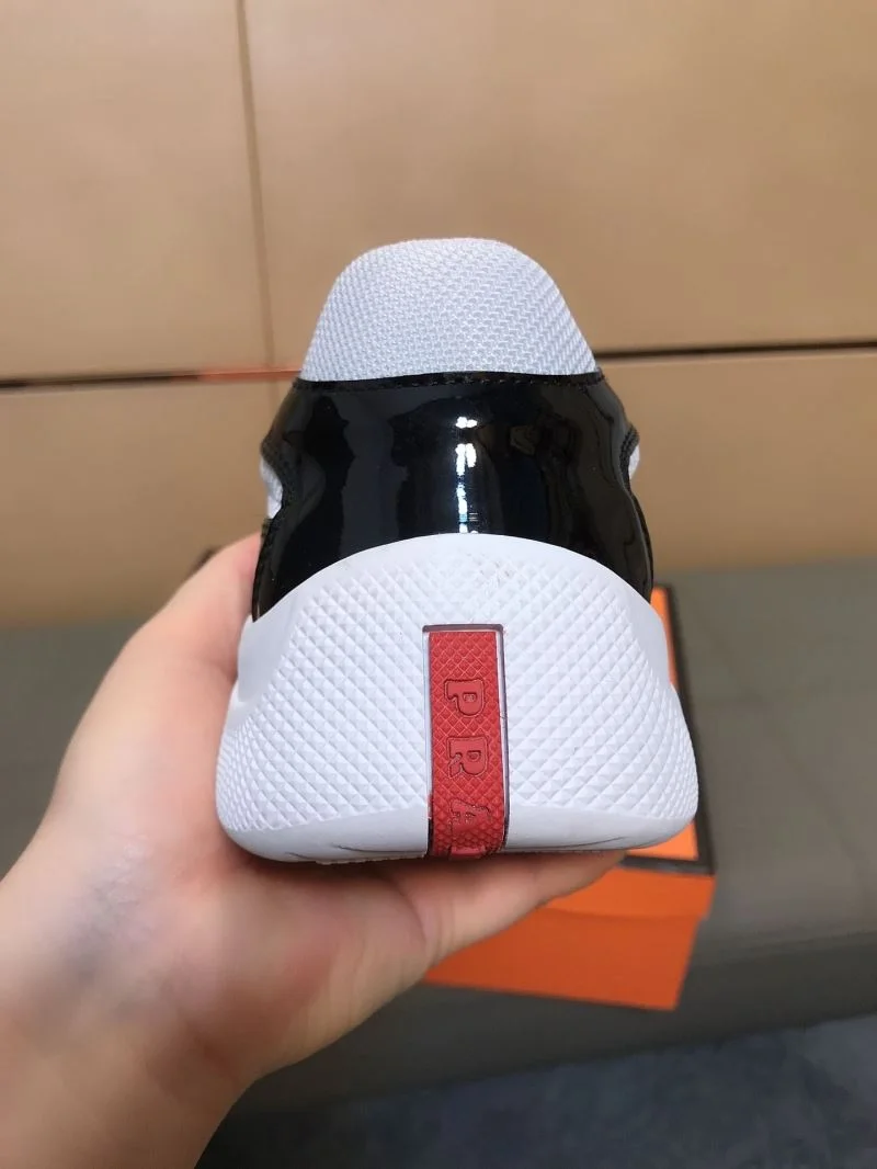 Prada Low Shoes Stretchable 35261