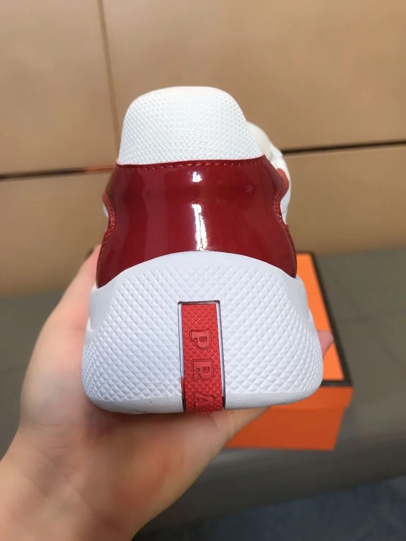 Reliable Prada Low Shoes 35262