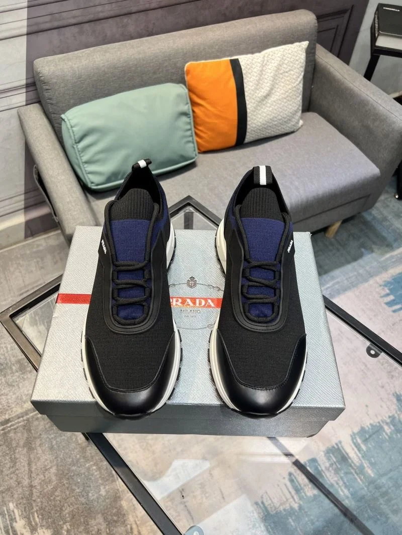 Functional Prada Low Shoes 35260