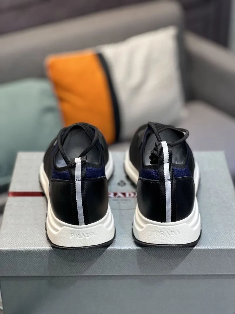 Functional Prada Low Shoes 35260