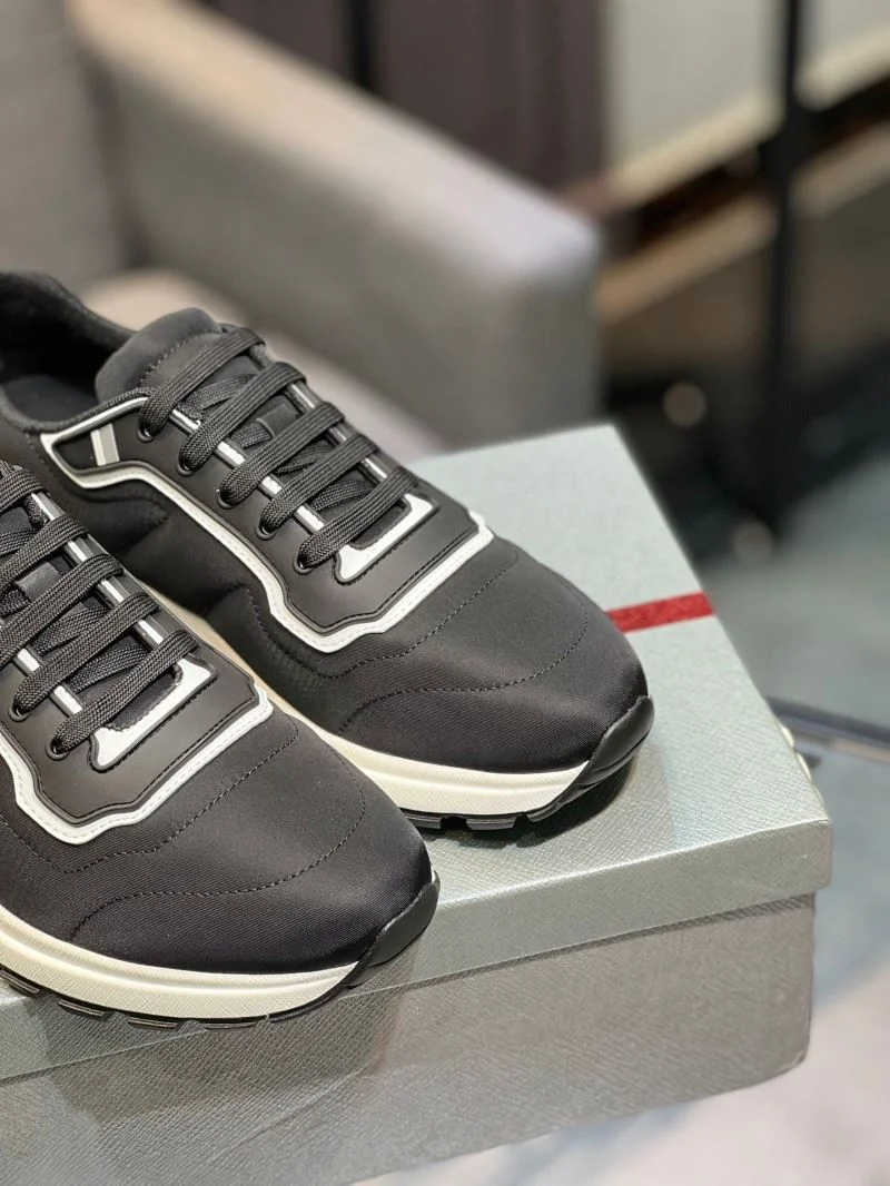 WellDesigned Prada Low Shoes 35258