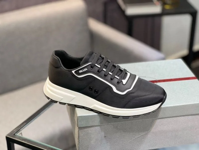 WellDesigned Prada Low Shoes 35258