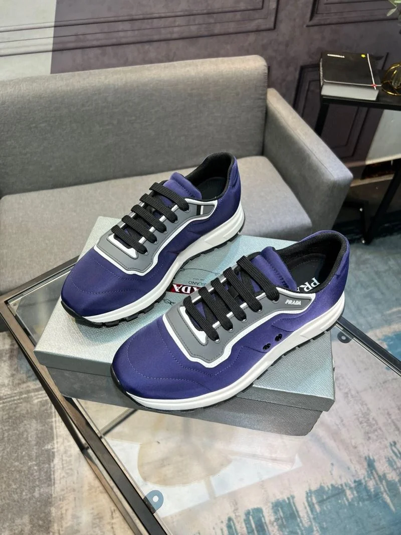 Prada Low Shoes Modern 35257