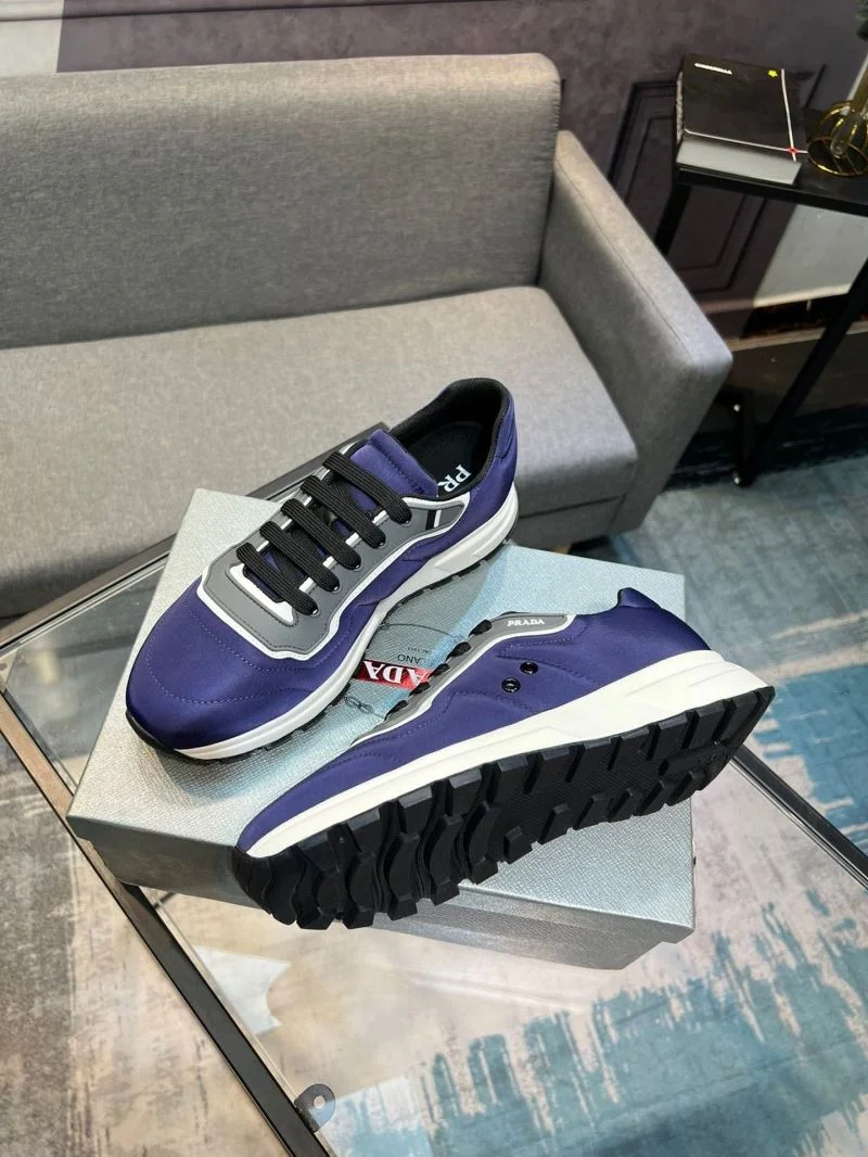 Prada Low Shoes Modern 35257