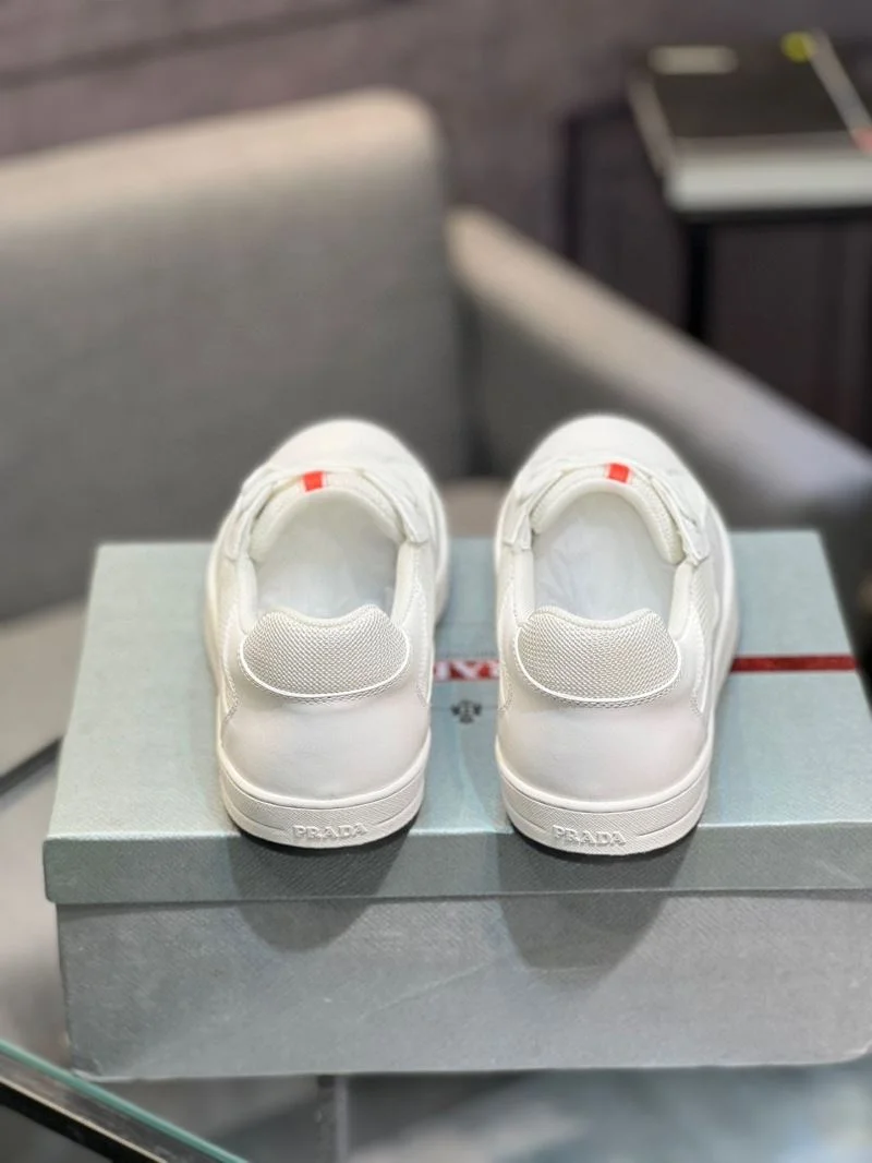 ZipUp Prada Low Shoes 35237