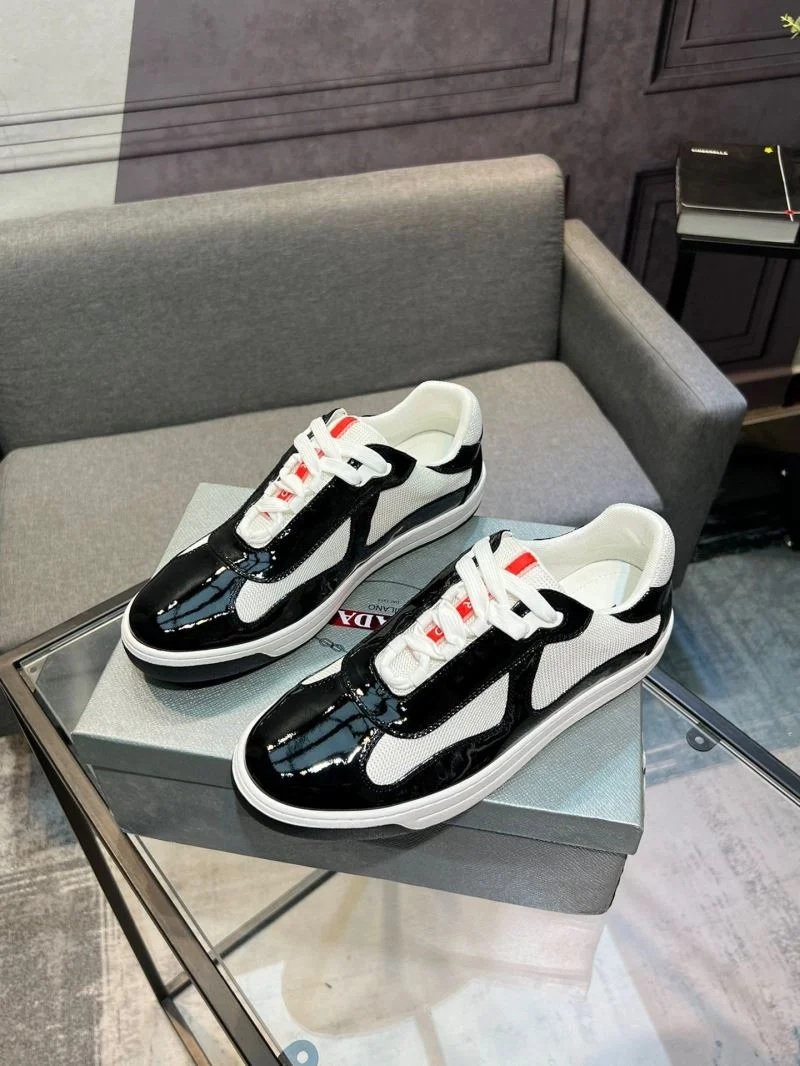 Prada Low Shoes Flexible 35256