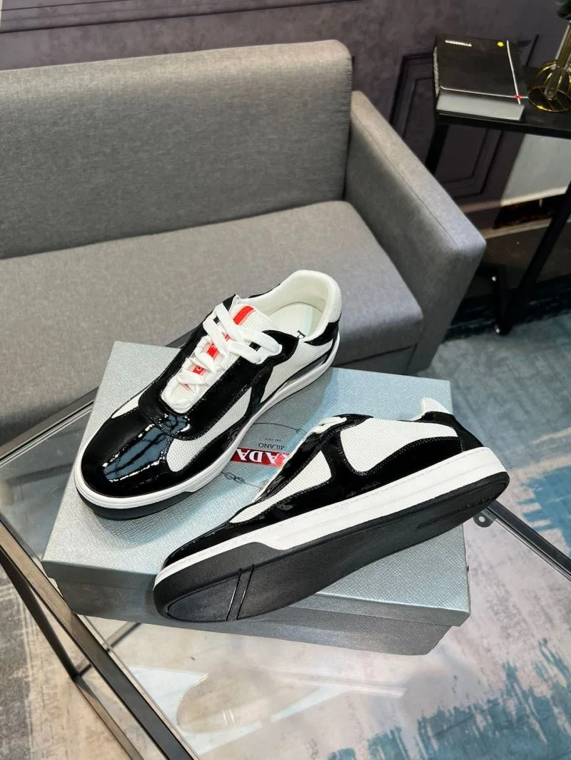 Prada Low Shoes Flexible 35256