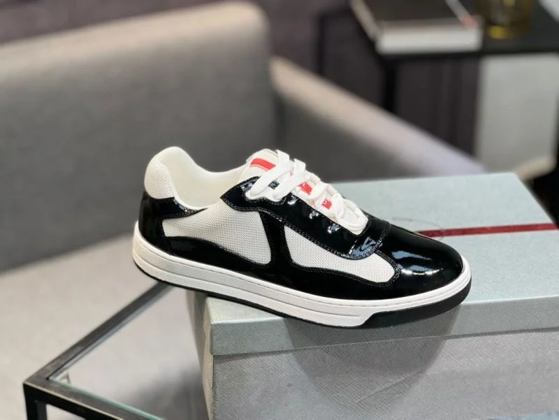 Prada Low Shoes Flexible 35256