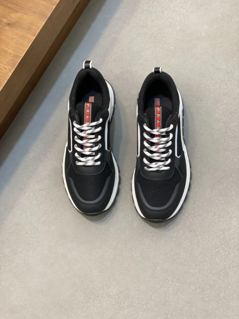 Refined Prada Low Shoes 35229