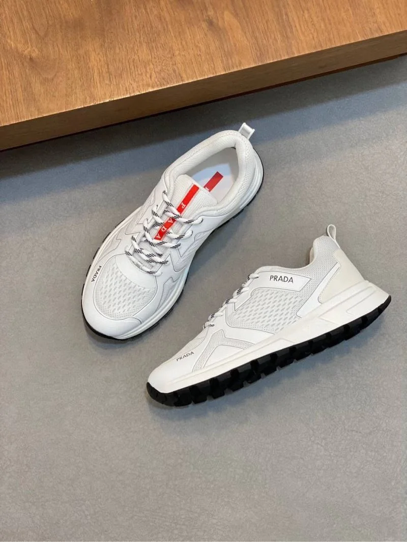 Casual Prada Low Shoes 35253