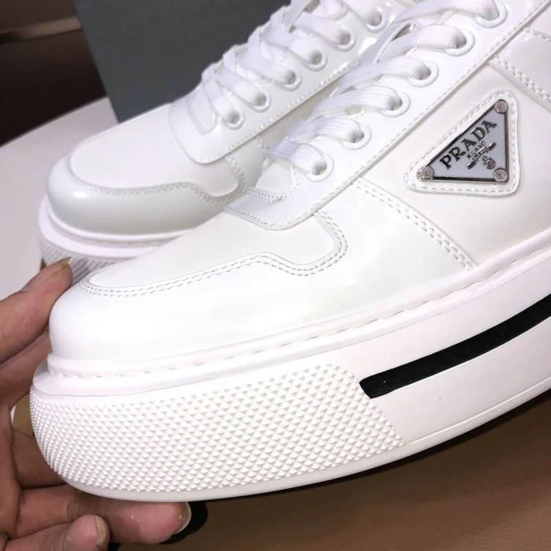FashionForward Prada Low Shoes 35236