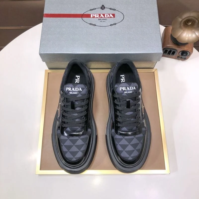 Prada Low Shoes ModernLook 35251