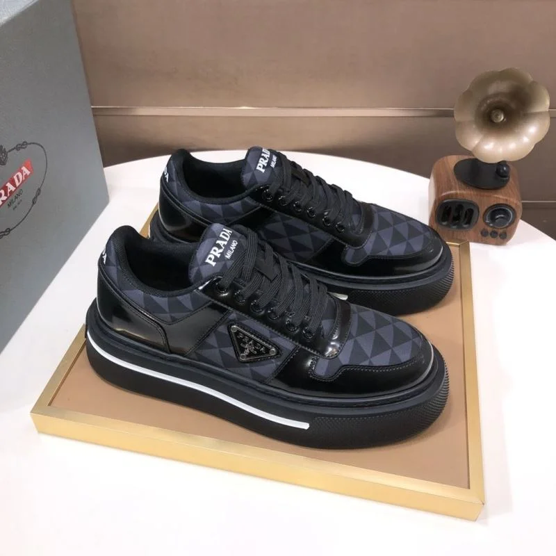 Prada Low Shoes ModernLook 35251