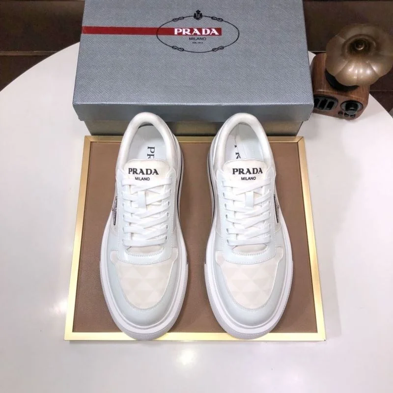 Prada Low Shoes WellDesigned 35255