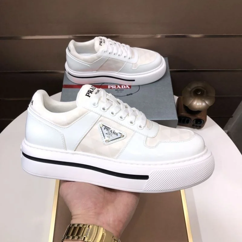 Prada Low Shoes WellDesigned 35255