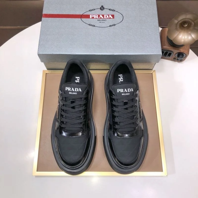 Reliable Prada Low Shoes 35250