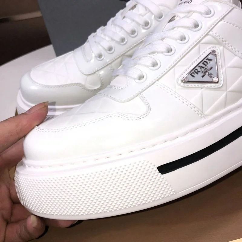 Prada Low Shoes TravelReady 35247