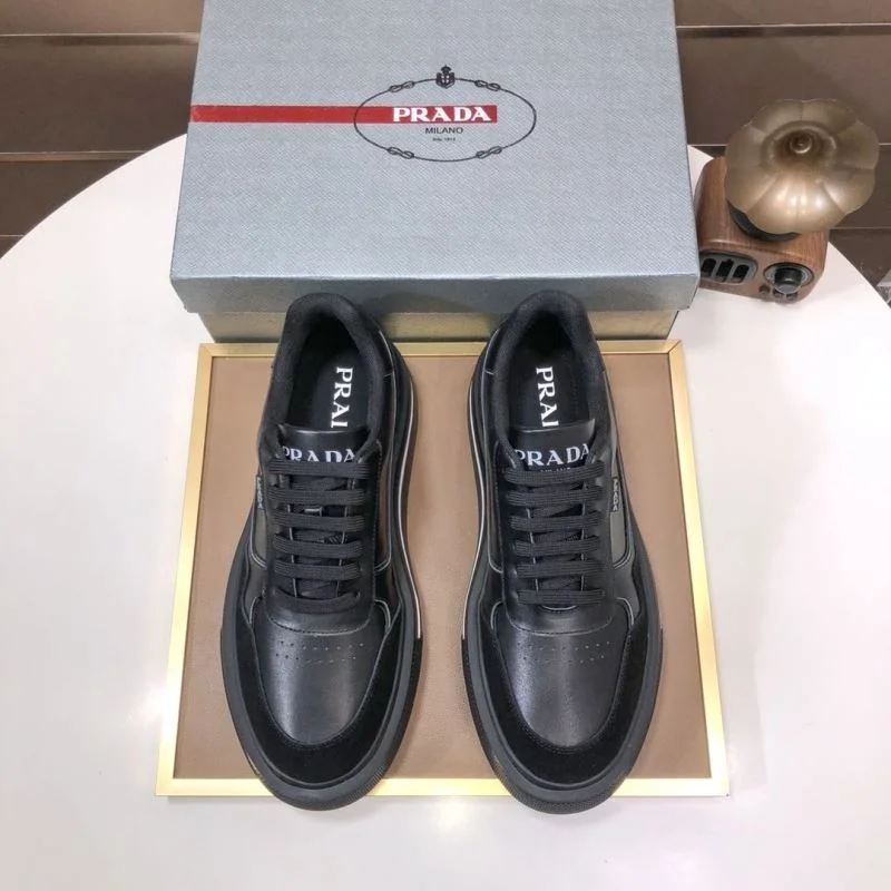 Prada Low Shoes Snug 35243