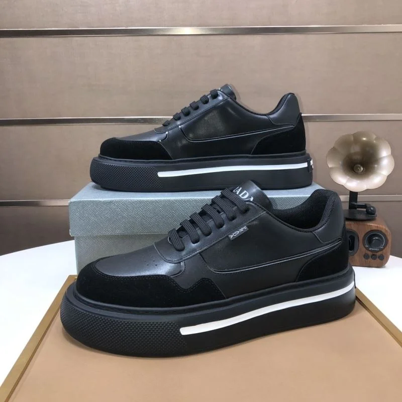 Prada Low Shoes Snug 35243