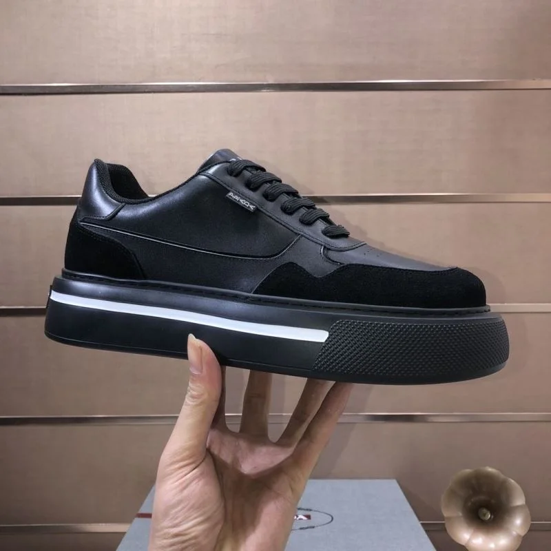 Prada Low Shoes Snug 35243