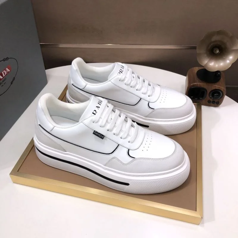 Prada Low Shoes Trendsetting 35245