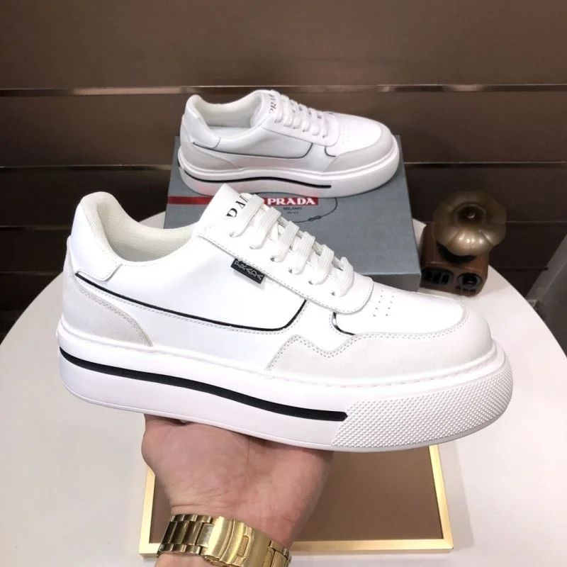 Prada Low Shoes Trendsetting 35245