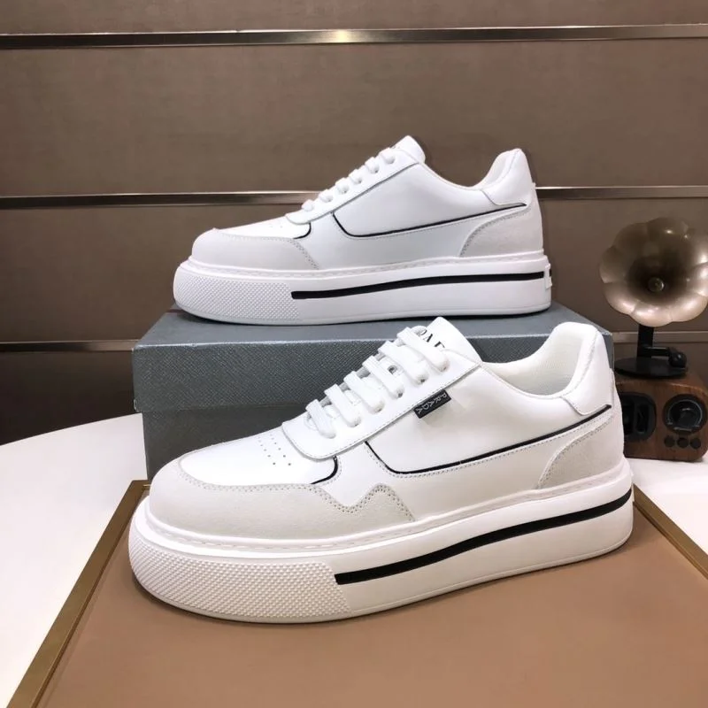 Prada Low Shoes Trendsetting 35245