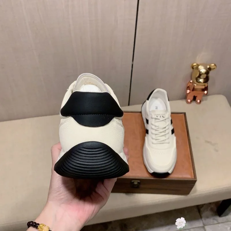 WellDesigned Prada Low Shoes 35235