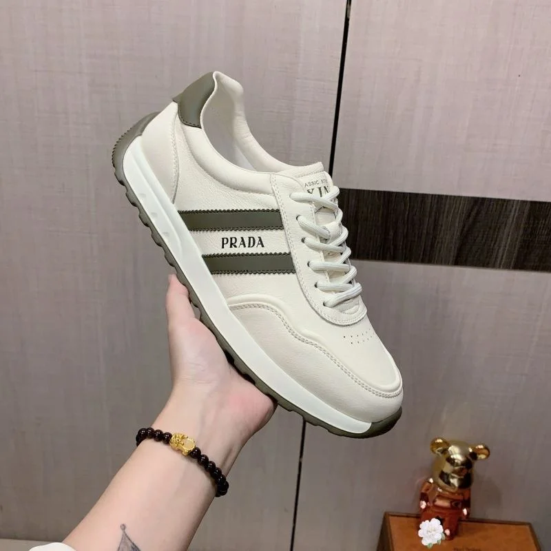 Prada Low Shoes Durable 35225