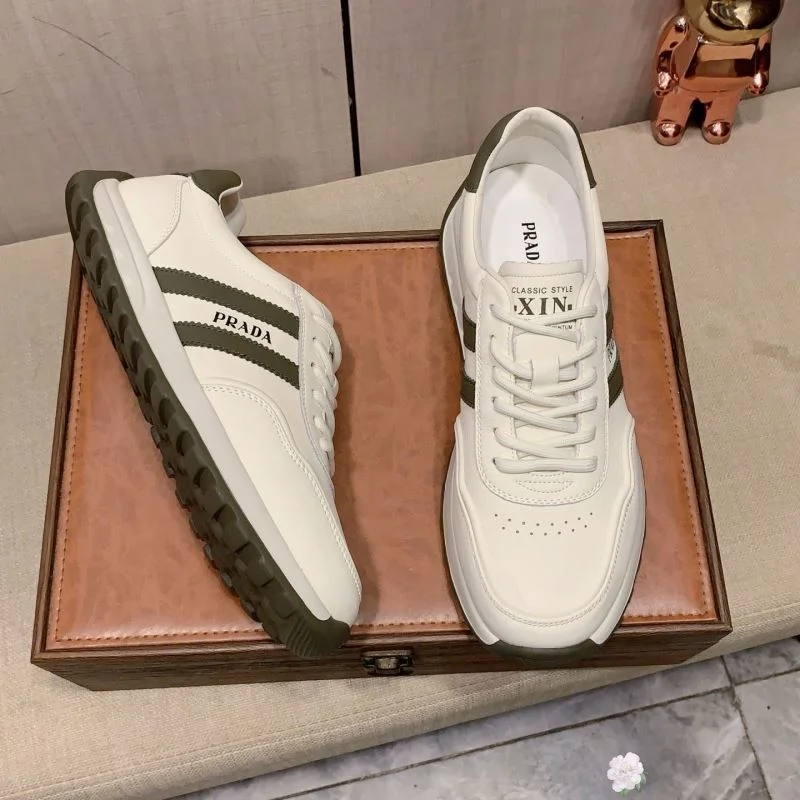Prada Low Shoes Durable 35225