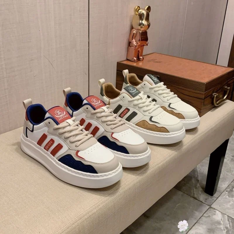 Prada Low Shoes Versatile 35227