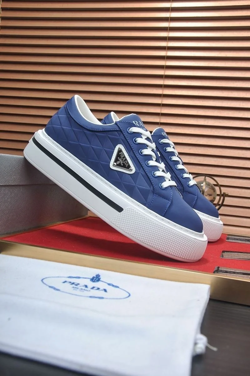 Prada Low Shoes Versatile 35223