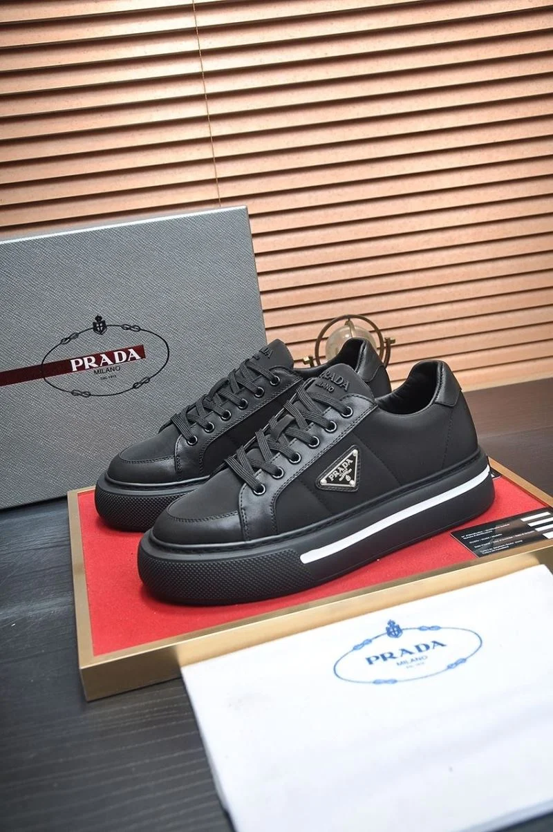 Prada Low Shoes DailyWear 35222