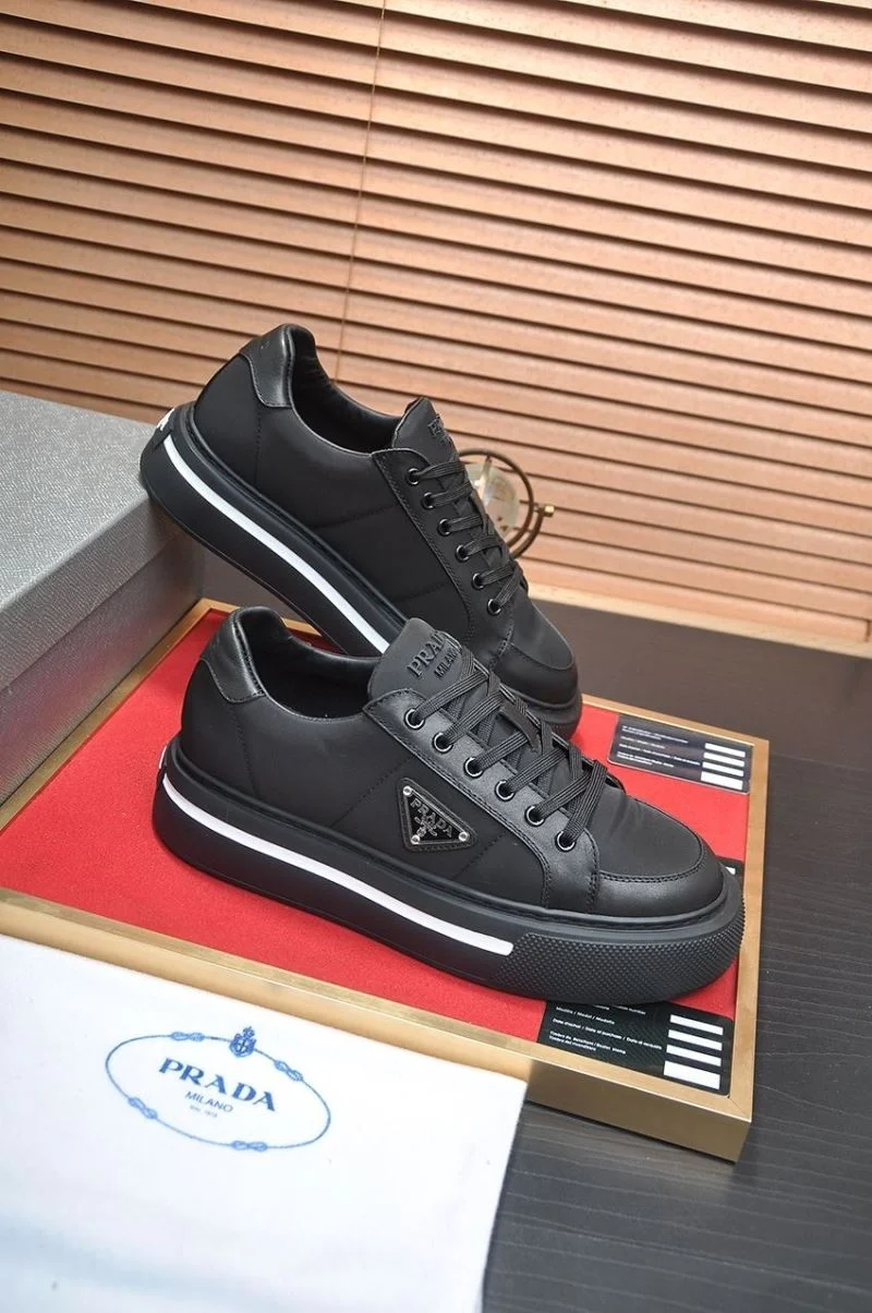 Prada Low Shoes DailyWear 35222