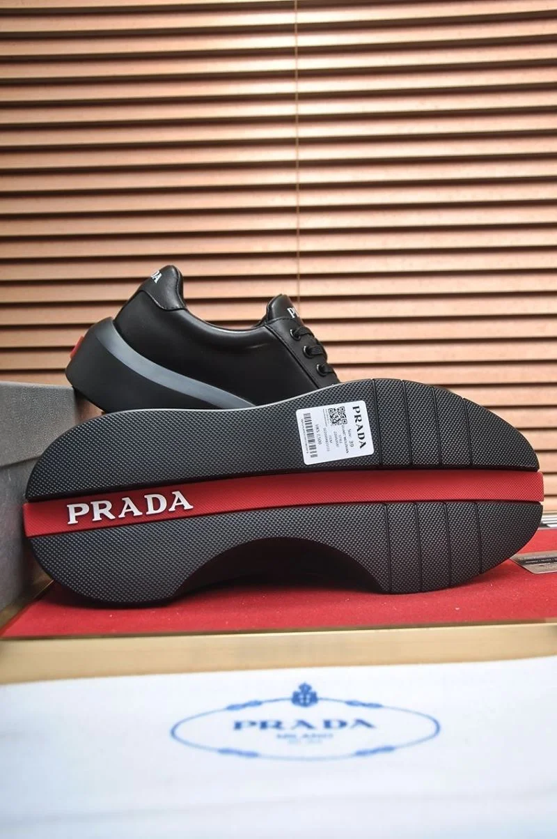 Prada Low Shoes Snug 35220
