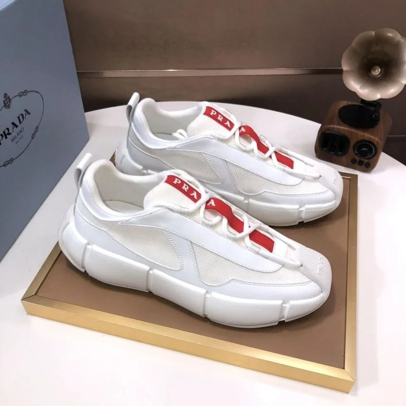 Classic Prada Low Shoes 35219