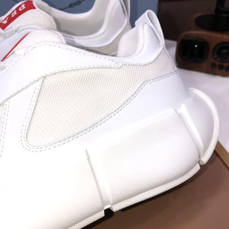 Classic Prada Low Shoes 35219