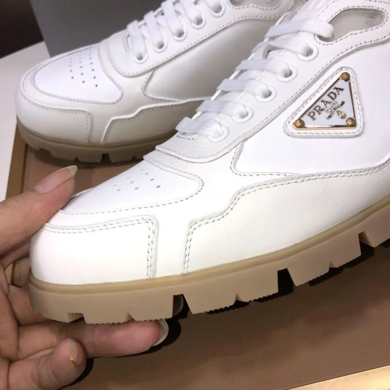 NewStyle Prada Low Shoes 35216