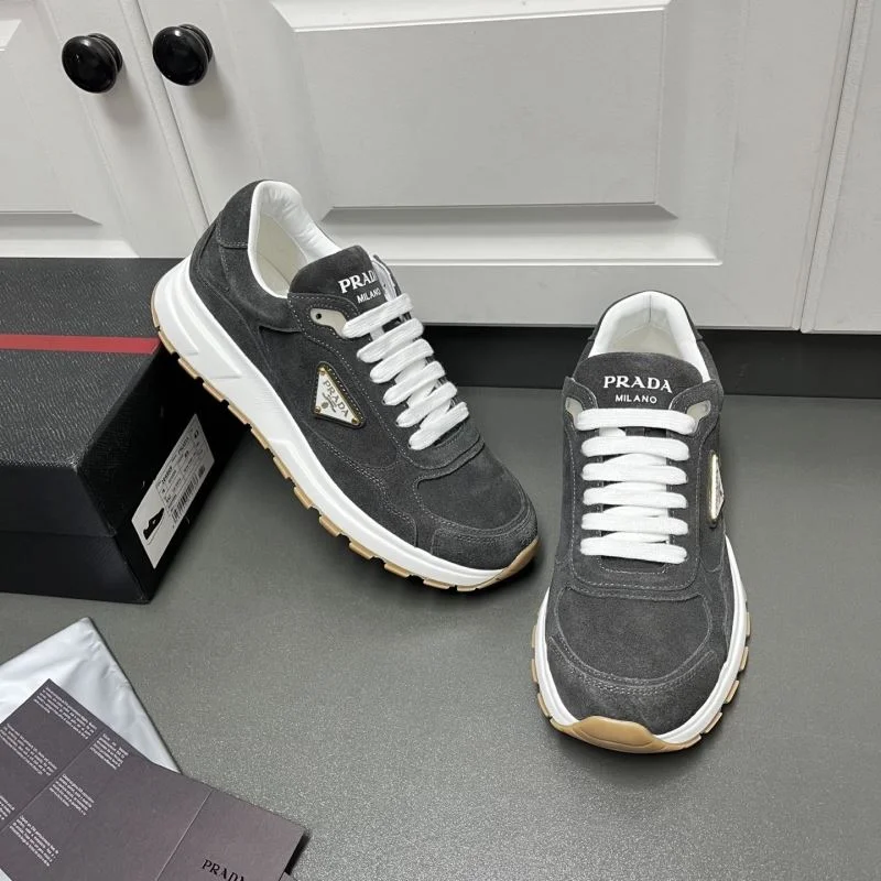 Youthful Prada Low Shoes 35207