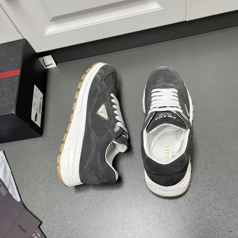 Youthful Prada Low Shoes 35207