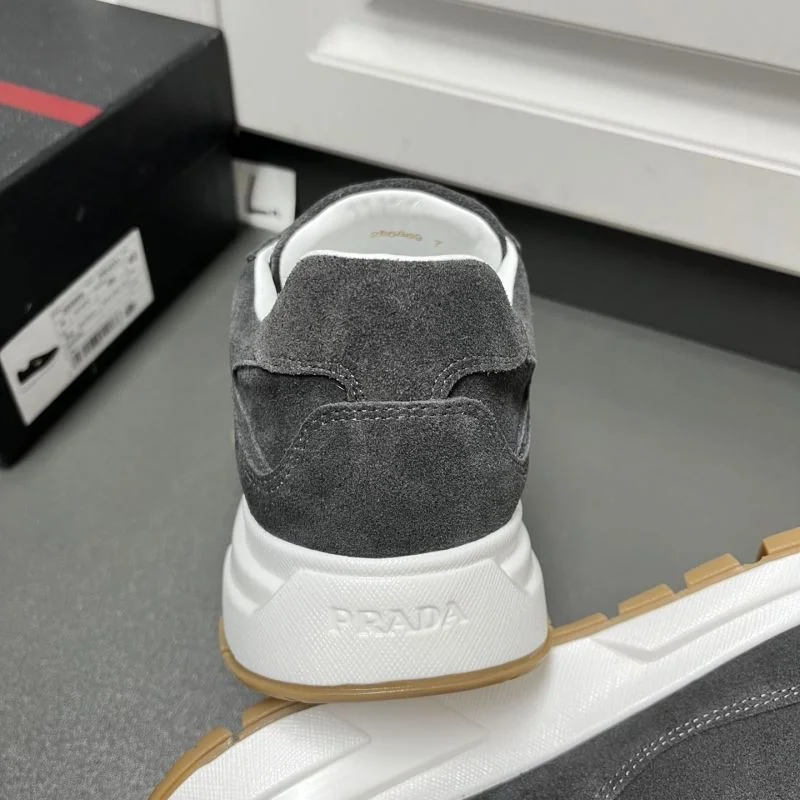 Youthful Prada Low Shoes 35207