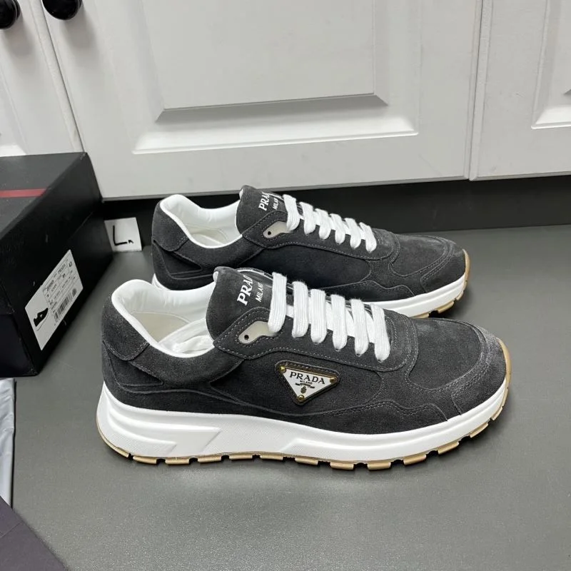 Youthful Prada Low Shoes 35207