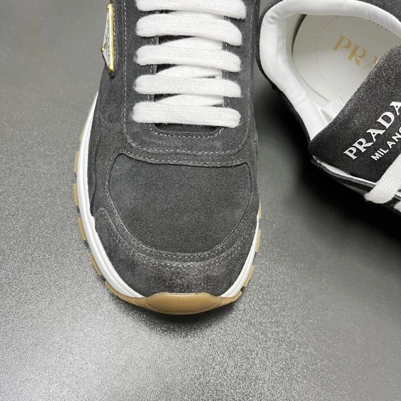 Youthful Prada Low Shoes 35207