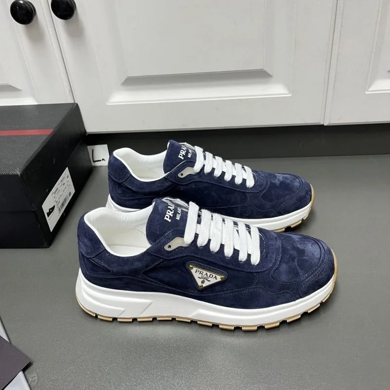 Breathable Prada Low Shoes 35211