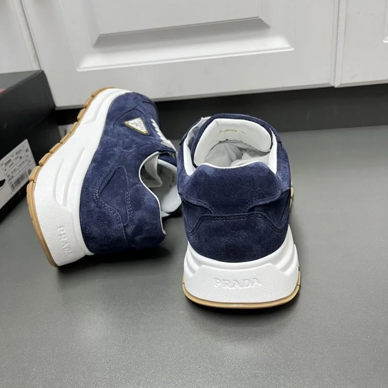 Breathable Prada Low Shoes 35211