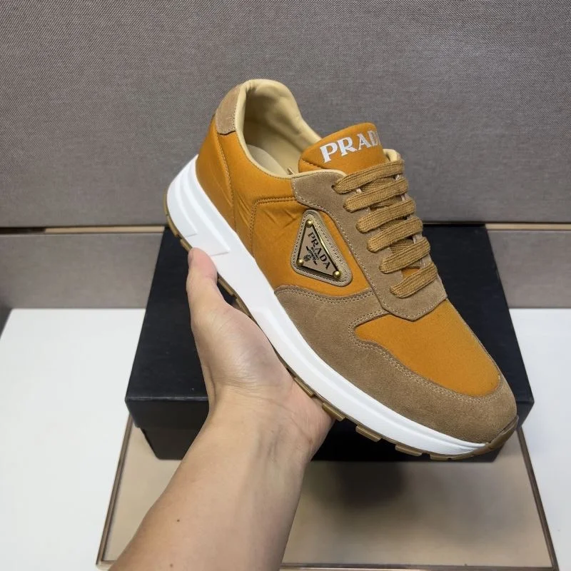 Lightweight Prada Low Shoes 35199