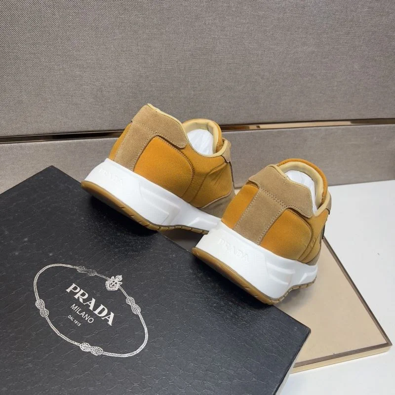 Lightweight Prada Low Shoes 35199