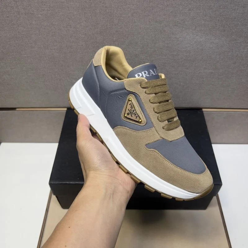 Prada Low Shoes Popular 35200